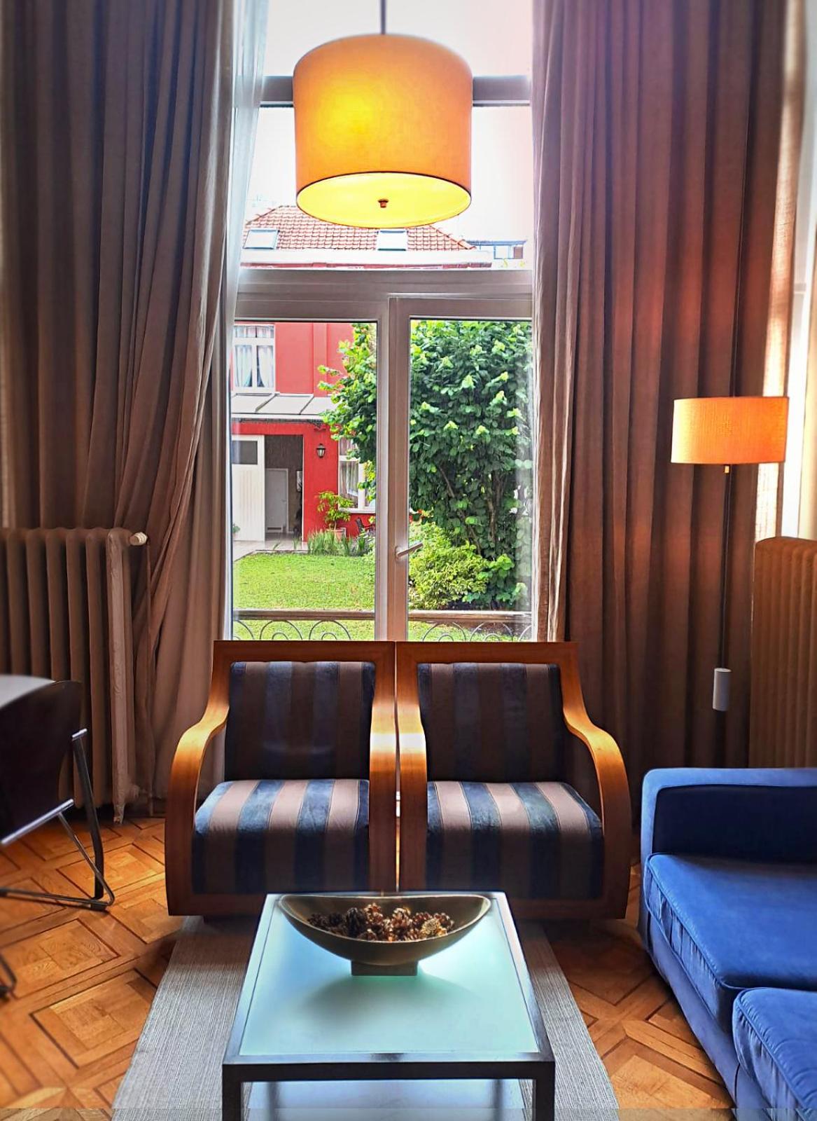 Mas Aparthotel Eu Brussels Exterior photo